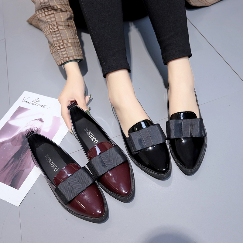 Women Shoes Formal - Mocassini a Punta in Pelle Verniciata