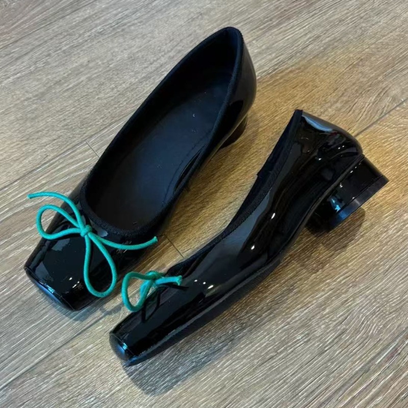 Moda in pelle verniciata Mary  - Women Shoes Branded recensione e prezzo