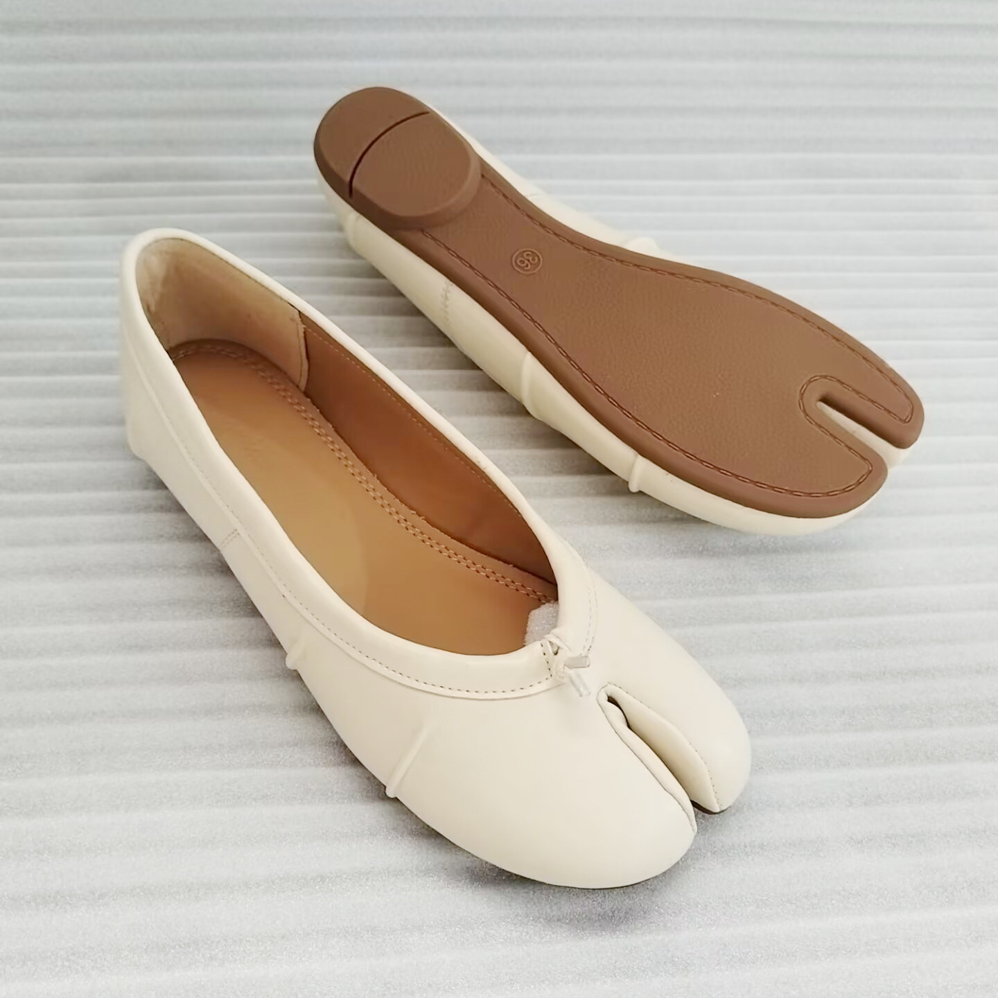 NUOVE Scarpe Basse con Punta D - Ballet Flat Women recensione e prezzo