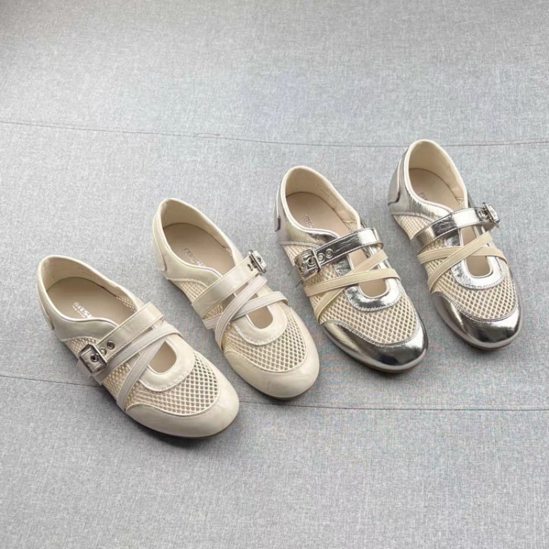 Nuove Sneakers Intrecciate con - Women Shoes Sneakers recensione e prezzo
