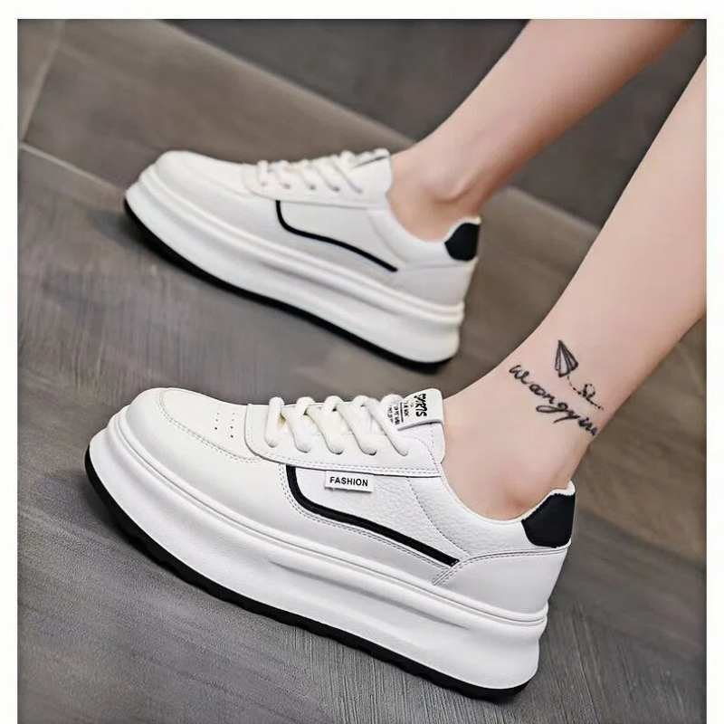 Sneakers Bianche da Donna con  - Women'S Shoes Hey Dude recensione e prezzo
