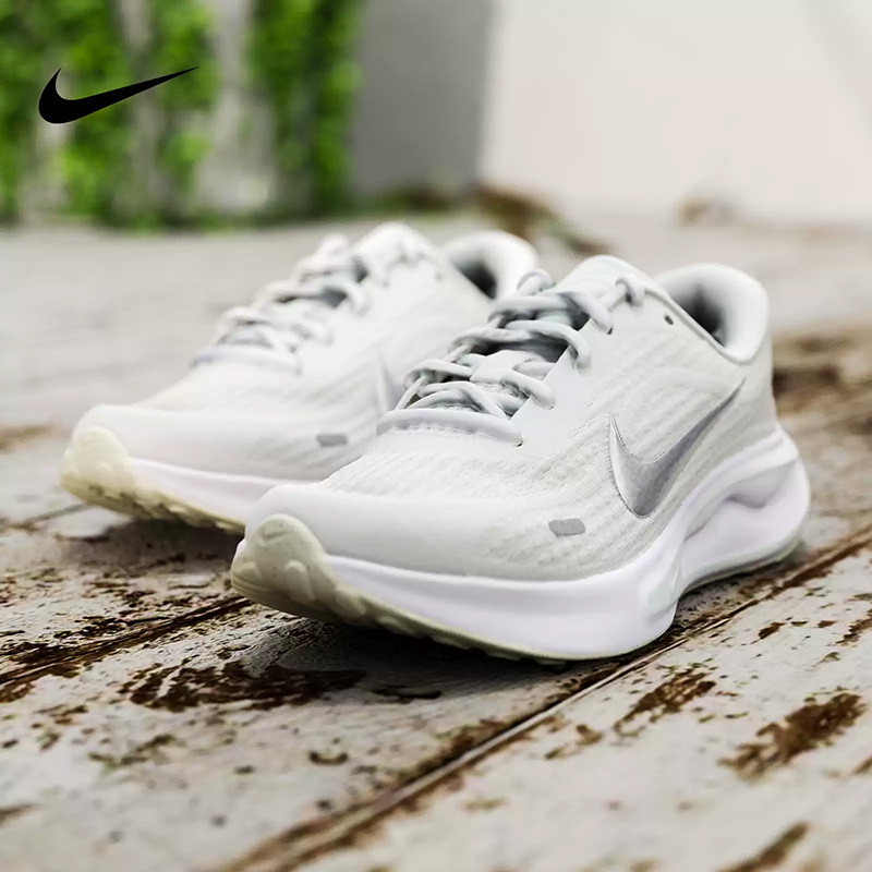 Scarpe sportive da corsa NIKE  - Women'S Shoes New Balance recensione e prezzo