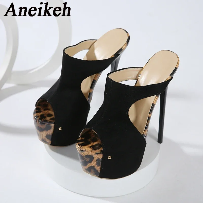 Aneikeh Estate Piattaforma est - Thong Flat Sandal recensione e prezzo